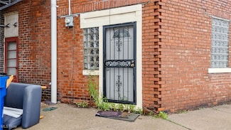 15300 Waterloo Rd, Cleveland, OH 44110