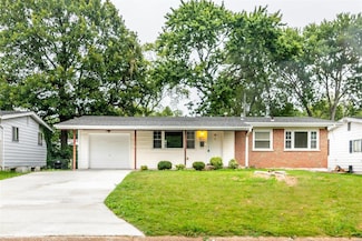 805 Holiday Ave, Hazelwood, MO 63042