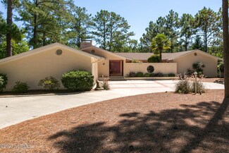 40 Shadow Ln, Whispering Pines, NC 28327