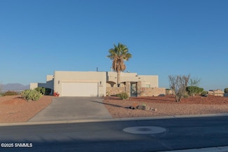 1216 Titania Ct, Las Cruces, NM 88007