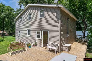 23070 Holiday Park Ln, Elysian, MN 56028