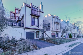 279 Front St, Perth Amboy, NJ 08861
