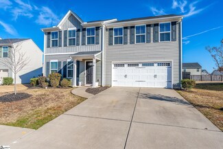 706 Braeswood St, Greenville, SC 29617