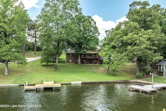 123 Bay Pine Island, Jacksons Gap, AL 36861