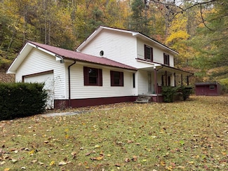 424 King Solomon Colley Cemetery Rd, Breaks, VA 24607