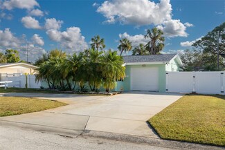 3501 70th Way N, Saint Petersburg, FL 33710