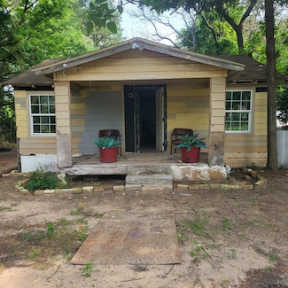 3210 Walton Rd, Tyler, TX 75701