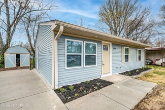 5016 Yew Ln, Louisville, KY 40213