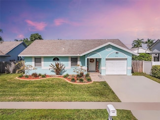 231 SE 9th St, Dania, FL 33004