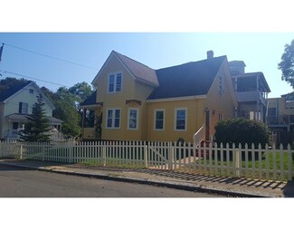 36 Lawrence St, Salem, MA 01970