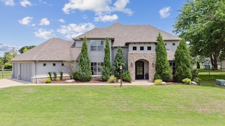 18319 E Red Fox Trail, Owasso, OK 74055