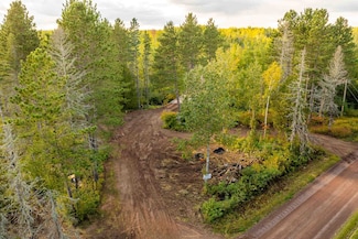 2911 Clark Rd, Two Harbors, MN 55616