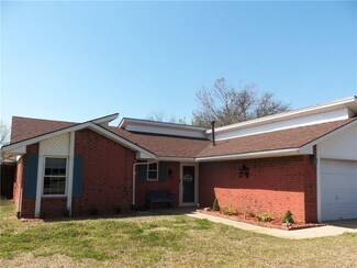 706 Timber Ridge Dr, Tecumseh, OK 74873