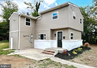 516 10th Ave, Lindenwold, NJ 08021