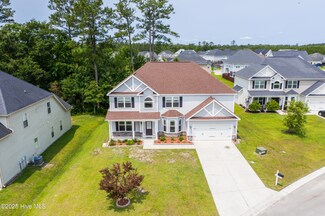 134 Saw Grass Dr, Maple Hill, NC 28454