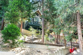983 Berne Dr, Lake Gregory, CA 92325