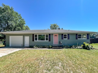 1750 Jayme Dr, Baroda, MI 49101