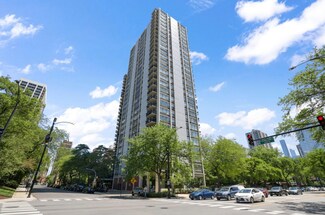 1360 N Sandburg Terrace Unit 2004C, Chicago, IL 60610