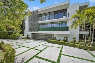 420 N Hibiscus Dr, Miami Beach, FL 33139
