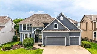 22833 W 44th St, Shawnee, KS 66226