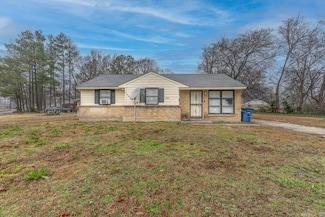 2724 Beatty St, West Memphis, AR 72301