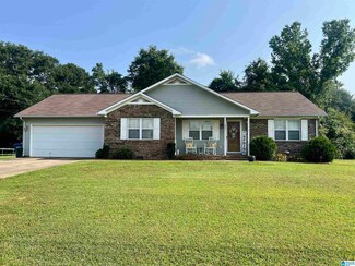 251 Camryn Cir, Anniston, AL 36207