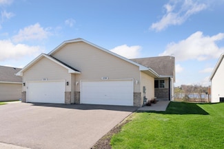 1729 Lakeridge Way, Waconia, MN 55387