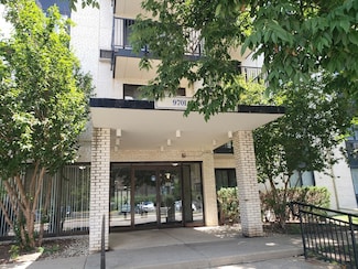 9701 N Dee Rd Unit 6H, Niles, IL 60714