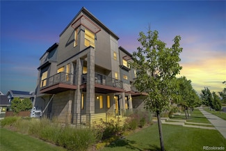 4975 Valentia St, Denver, CO 80238