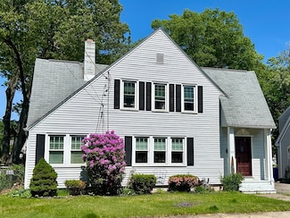 153 Carver St, Springfield, MA 01108