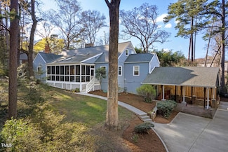 122 W Woodridge Dr, Durham, NC 27707