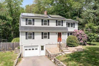 3 Howe St, Medway, MA 02053