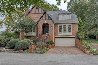 116 Candlewyck Dr, Winston Salem, NC 27104