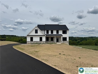496 Long Lane Rd, Lehigh Township, PA 18088
