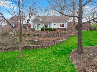 496 Highland Ave, Saint Louis, MO 63122
