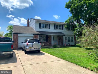 202 Swedesboro Ave, Gibbstown, NJ 08027