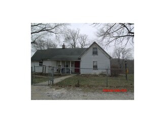 15779 Washington Ln, Rayville, MO 64084