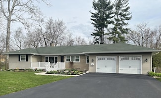 613 S Park Ave, Crown Point, IN 46307