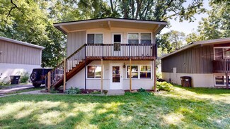 122 Allen Dr, Ann Arbor, MI 48103