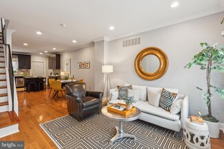 1131 S 26th St, Philadelphia, PA 19146