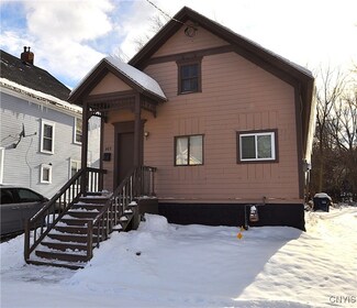 403 Rowland St, Syracuse, NY 13204