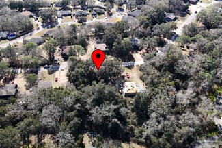 1141 Lake Dr, Cantonment, FL 32533