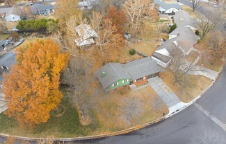 6220 Perryton St, Bel Aire, KS 67220