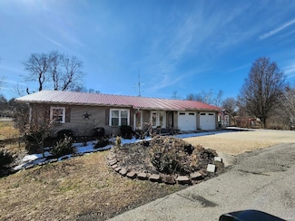 15458 Horse Shoe Ln, Dexter, MO 63841