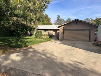 1909 Lindeena Ln, Redding, CA 96002