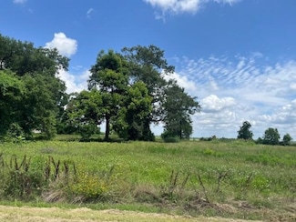 320 N Bayou Rapides Rd, Alexandria, LA 71303