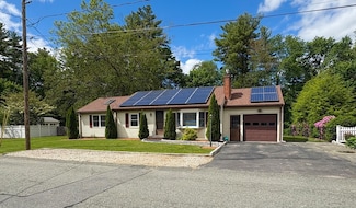 34 Pinecrest Rd, West Bridgewater, MA 02379