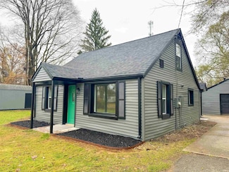 55806 Clover Rd, Mishawaka, IN 46545