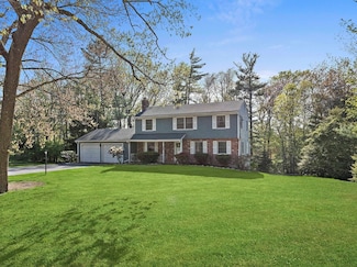 300 Holly Rd, Marshfield, MA 02050