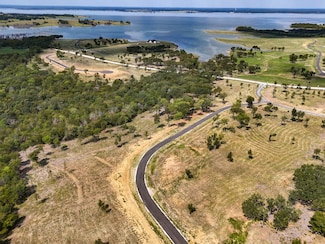 298 Timberland Heights, Windom, TX 75492